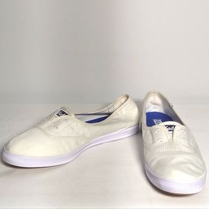 NEW Keds Womens Casual Canvas Sneaker Sz 11 white